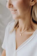 Asjuweel 'Moon' | Ashanger met ruwe afwerking in zilver of goud | gftd. jewelry