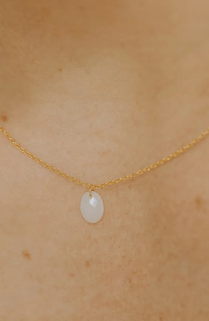 Moedermelk ketting 'Ovaal' | Moedermelkjuweel omgevormd tot ovale herinneringssteen | gftd. jewelry