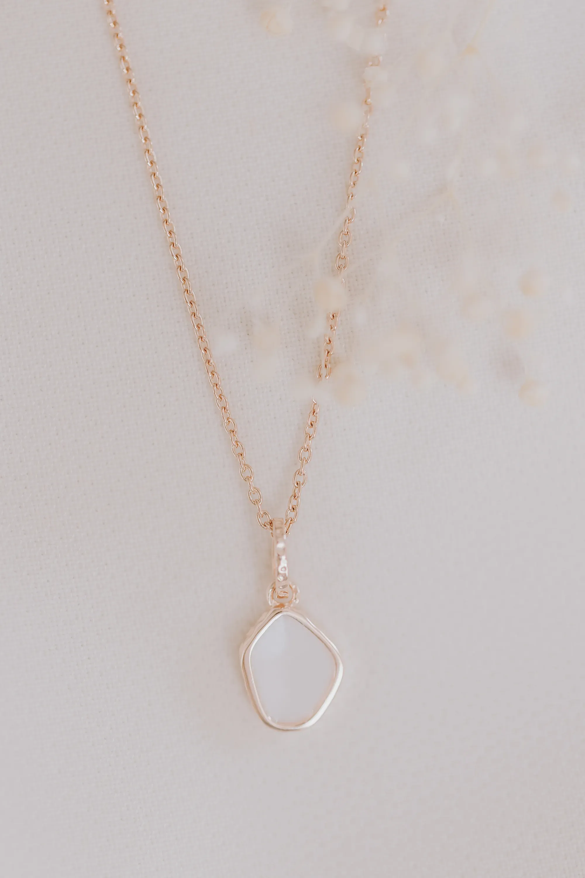 Moedermelk ketting 'Memento' | Moedermelkjuweel met organische hanger | gftd. jewelry