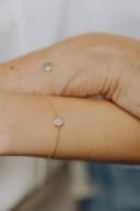 Asjuweel armband 'Round' | As verwerkt in ronde bedel aan de pols | gftd. jewelry