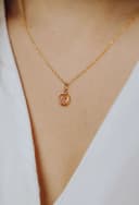 Asjuweel ketting 'Round' | Ronde hanger met as verwerkt | gftd. jewelry