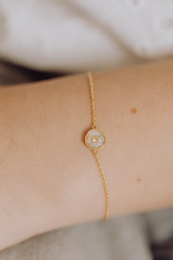 Asjuweel Pootje armband